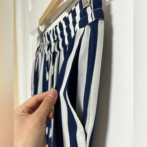 Zara straight Leg Pants Size XS - Picture 4 of 11